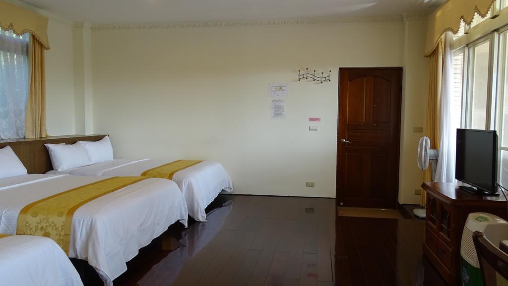 Emoonten Homestay Sanzhi Εξωτερικό φωτογραφία