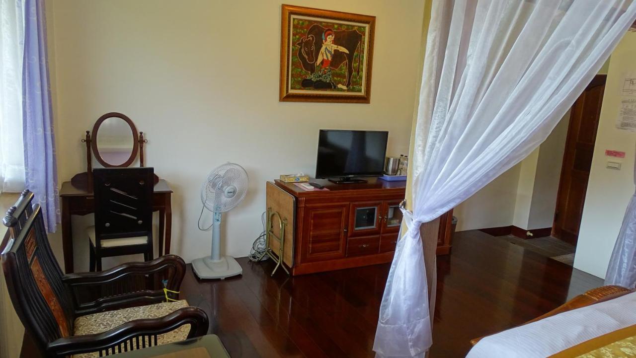 Emoonten Homestay Sanzhi Εξωτερικό φωτογραφία