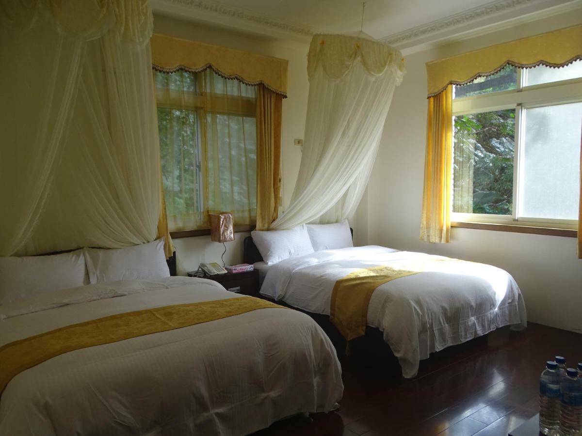 Emoonten Homestay Sanzhi Εξωτερικό φωτογραφία